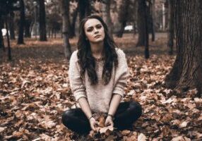 sad, girl, sadness-2042536.jpg